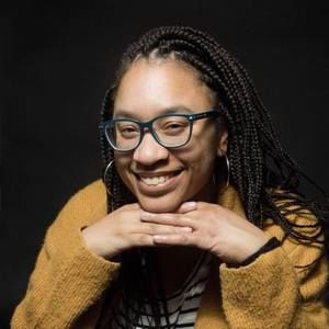 Meet your Posher, Arika